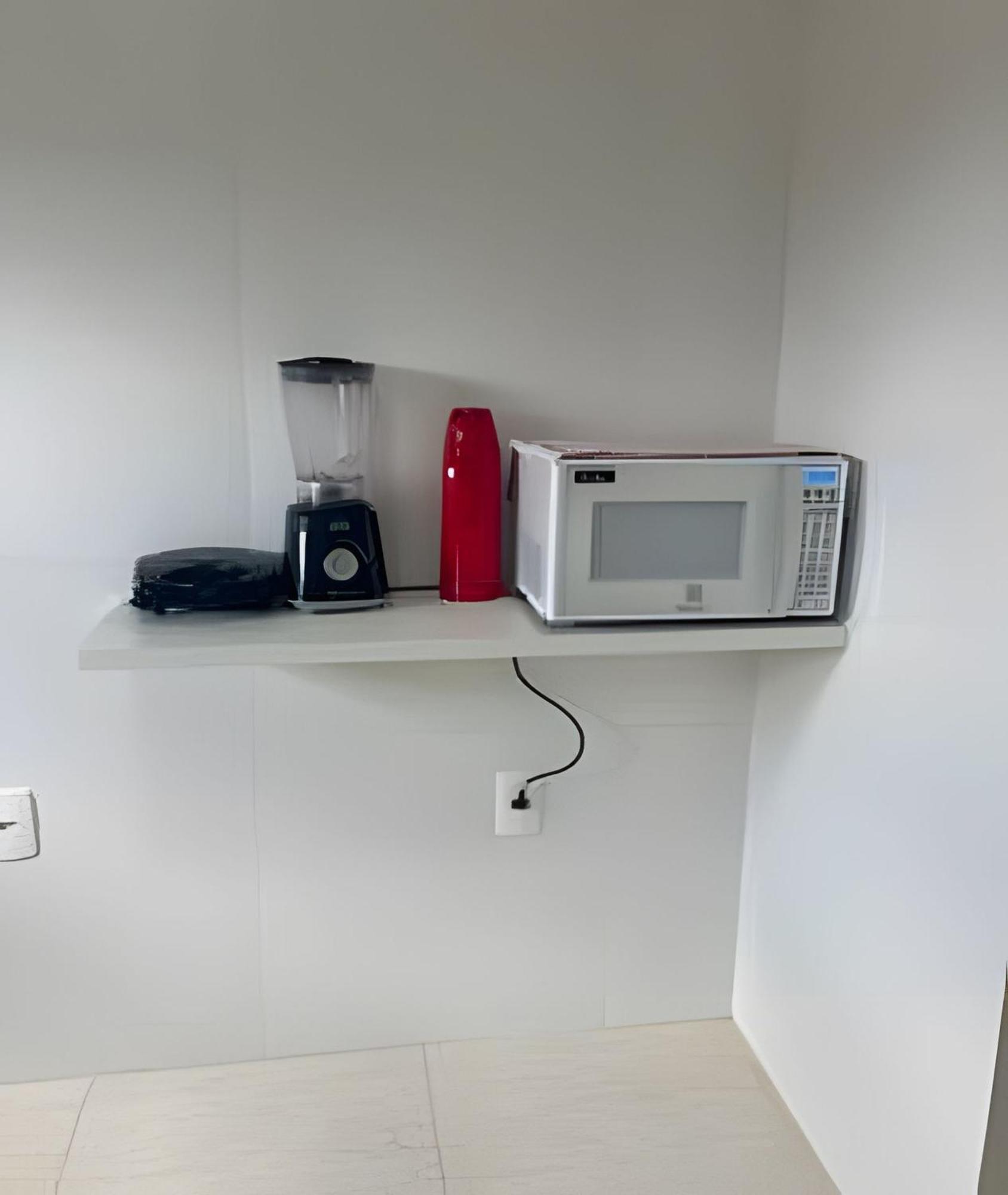 Para 10 Pessoas, 03 Quartos Ar Condicionado E Ventilador, Garagem, Atras Do Hospital Da Unimed ペトロリーナ エクステリア 写真
